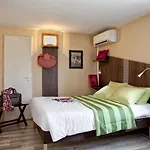 Fasthotel Toulouse Aeroport فندق 2*