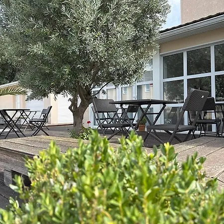 Fasthotel Toulouse Aeroport Отель