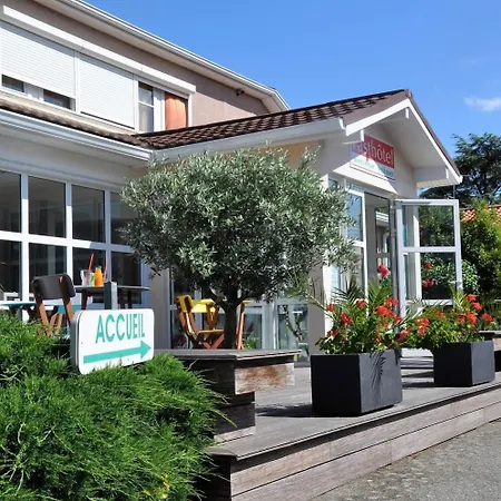 Fasthotel Toulouse Aeroport Отель