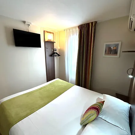 法斯特酒店 酒店 布拉尼亚克