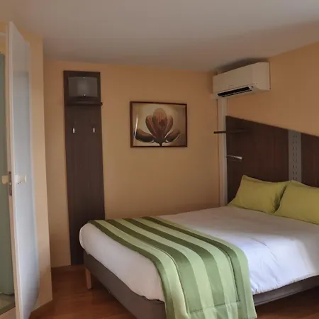 法斯特酒店 2* 布拉尼亚克