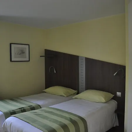 Fasthotel Toulouse Aeroport 2*