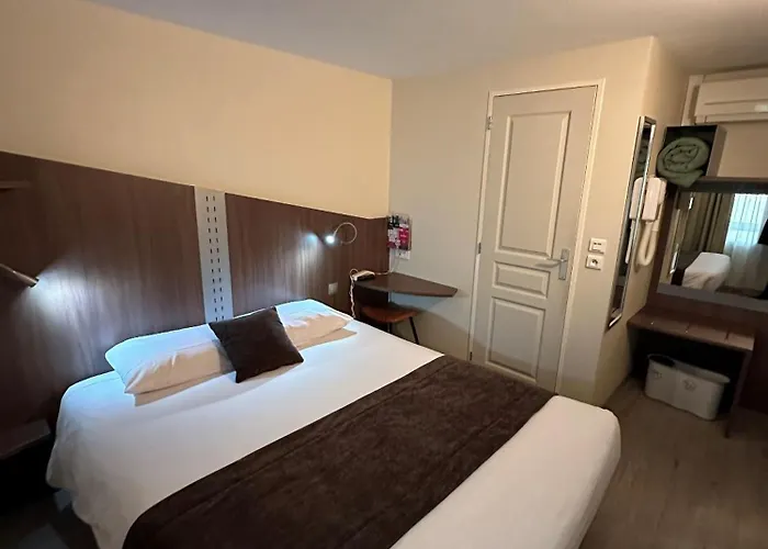 Fasthotel Toulouse Aeroport Отель 2*