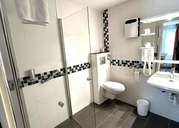 Отель Fasthotel Toulouse Aeroport