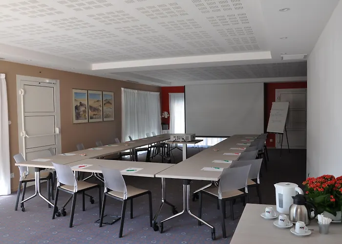 Fasthotel Toulouse Aeroport Отель Бланьяк